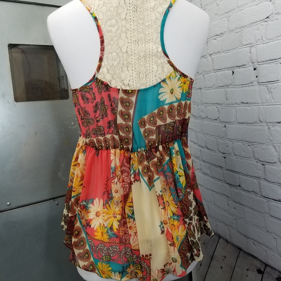 Nastalgic 70s style hippie tank top by day trip size small nwot - Picture 6 of 8